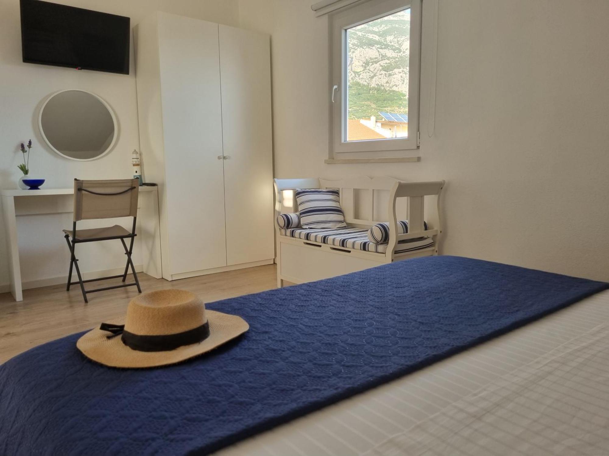 Apartments Ema Near Beach Makarska Camera foto