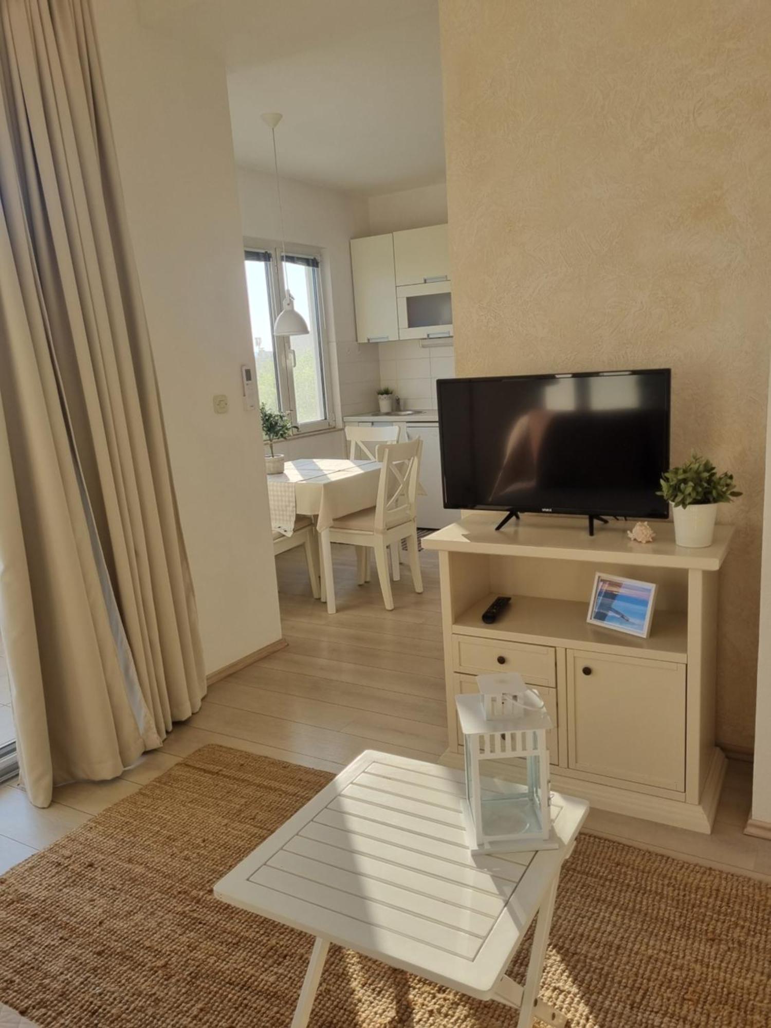 Apartments Ema Near Beach Makarska Camera foto
